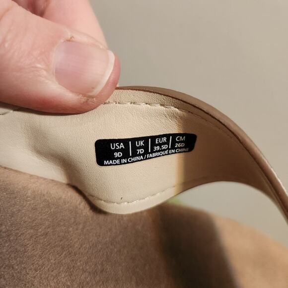 Spenco Size 9D Women's Hampton Suede Flip-Flop‎ Sandals - Picture 8 of 11